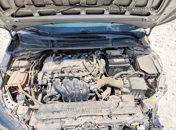 5YFEPRAE4LP040172 2020 TOYOTA COROLLA Серебряный Вид задней части салона