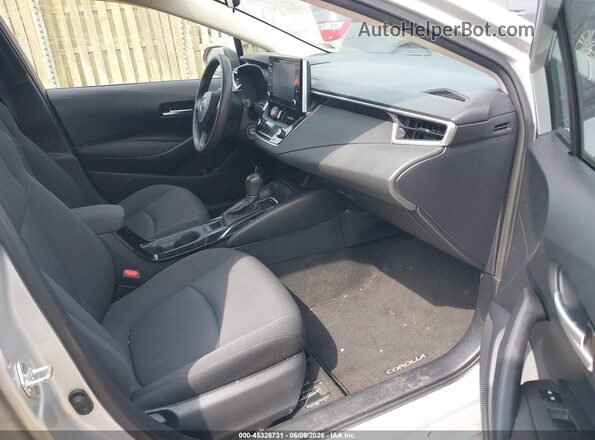 5YFEPRAE6LP004435 2020 TOYOTA COROLLA Silver წინა სალონის ხედი