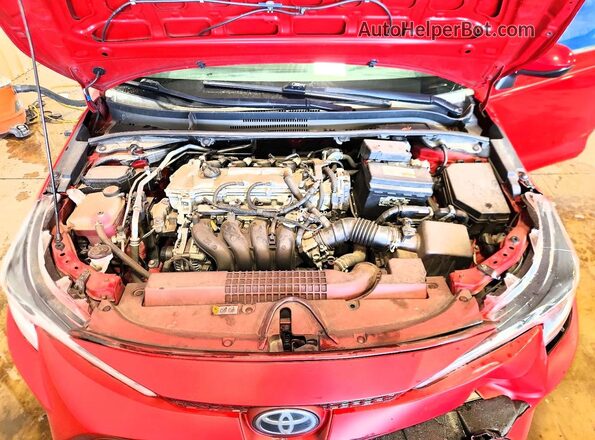 5YFEPRAE8LP073353 2020 TOYOTA COROLLA Red Widok wnętrza z tyłu