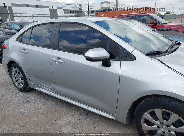 5YFEPRAE8LP109851 2020 TOYOTA COROLLA Silver Rear interior view