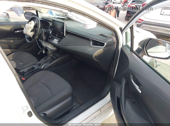 5YFEPRAE8LP120090 2020 TOYOTA COROLLA Белый Вид салона спереди