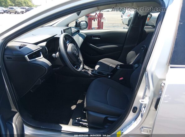 5YFEPRAE9LP071160 2020 TOYOTA COROLLA Silver Սալոնի դիմացի տեսք