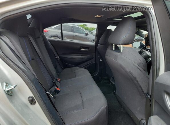 5YFM4MCE3NP134180 2022 TOYOTA COROLLA Silver Հետևի նստատեղերի տեսք