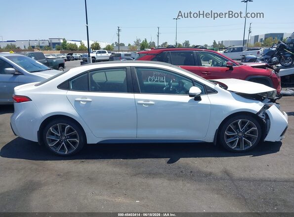 5YFP4MCE3NP108336 2022 TOYOTA COROLLA White Սալոնի 360 աստիճան տեսք