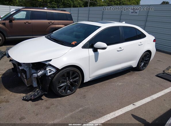 5YFP4MCE5SP246715 2025 TOYOTA COROLLA White Առջևի ձախ երեք քառորդ տեսարան