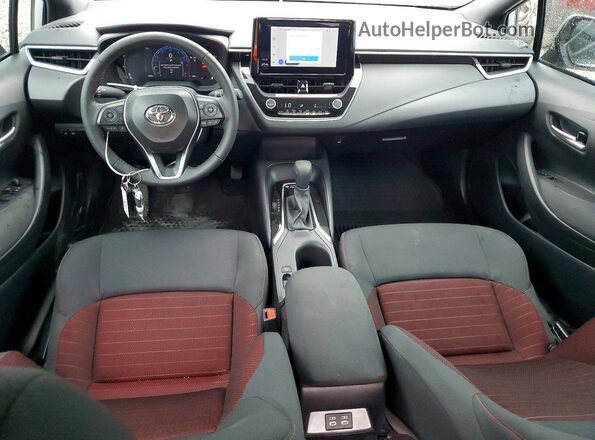 5YFS4MCE1TP259876 2026 TOYOTA COROLLA Silver Vista del salpicadero