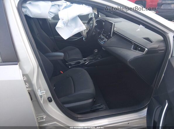 5YFS4MCE3MP078134 2021 TOYOTA COROLLA Silver Front interior view