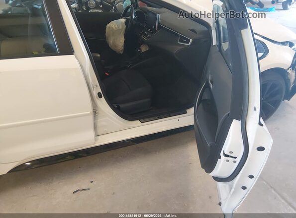 5YFS4MCE4MP092852 2021 TOYOTA COROLLA White Front interior view