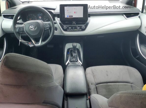 5YFS4MCE4PP167182 2023 TOYOTA COROLLA Red Вид панелі приладів