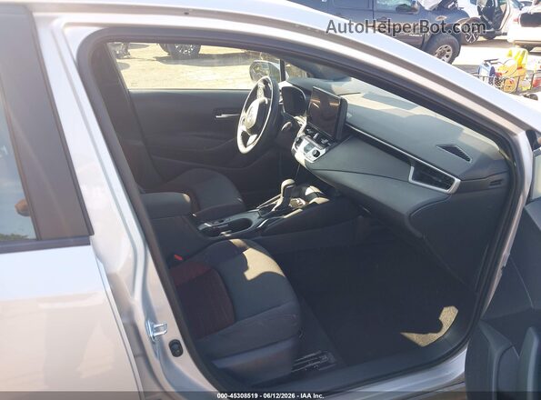 5YFS4MCE6TP267813 2026 TOYOTA COROLLA Silver Սալոնի դիմացի տեսք
