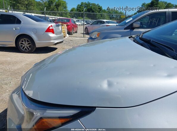 5YFS4MCE6TP272333 2026 TOYOTA COROLLA Silver Вид спереду