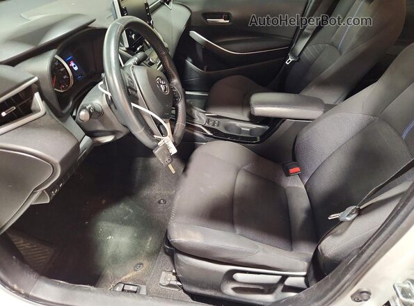 5YFS4MCE9MP067056 2021 TOYOTA COROLLA White Вид салону спереду
