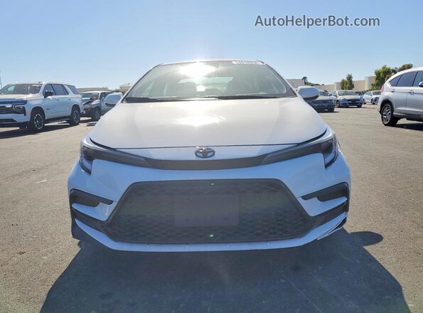 5YFS4MCE9SP232570 2025 TOYOTA COROLLA White Դիմացի տեսք