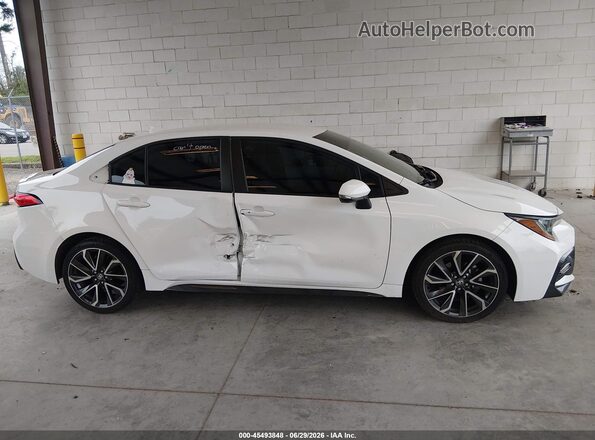 5YFS4RCE4LP035708 2020 TOYOTA COROLLA Белый Вид задней части салона