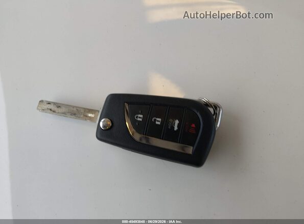 5YFS4RCE4LP035708 2020 TOYOTA COROLLA Белый Вид панели приборов