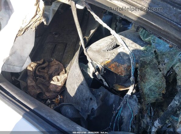 5YFT4MCE5RP207566 2024 TOYOTA COROLLA Gray Widok wnętrza z przodu