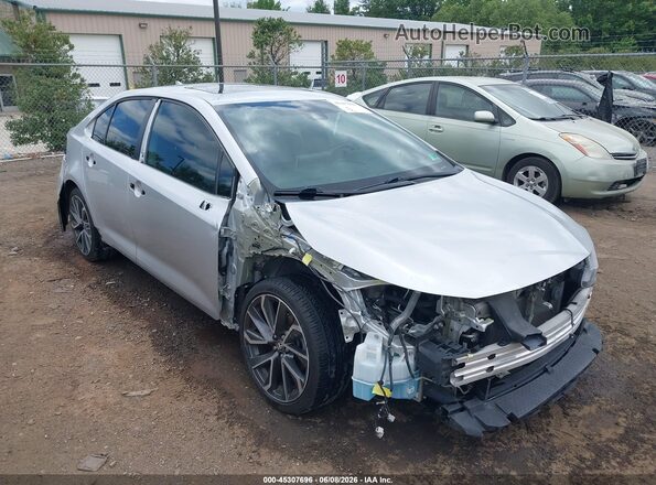 5YFT4RCE1LP015971 2020 TOYOTA COROLLA Silver Widok z przodu