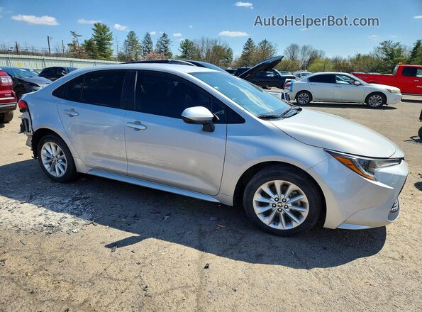 5YFVPMAE6NP385967 2022 TOYOTA COROLLA Silver წინა მარჯვენა