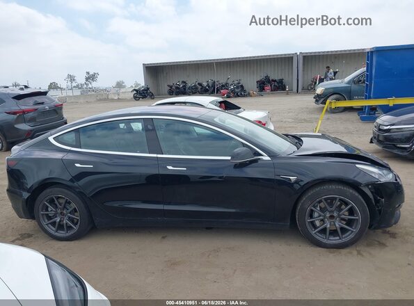 5YJ3E1EA0JF021133 2018 TESLA MODEL 3 Black Vista del salpicadero
