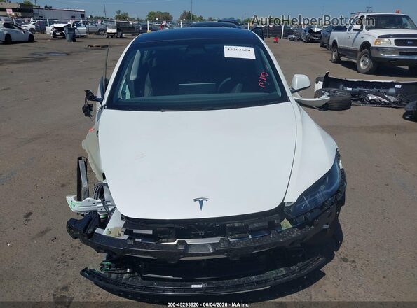 5YJ3E1EA0SF081897 2025 TESLA MODEL 3 White Widok deski rozdzielczej