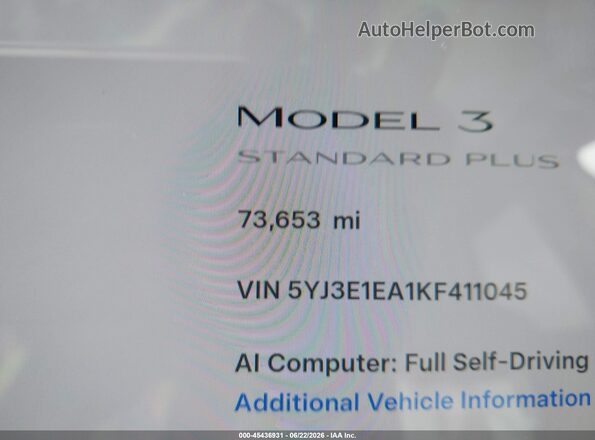 5YJ3E1EA1KF411045 2019 TESLA MODEL 3 Gray 360 interior view
