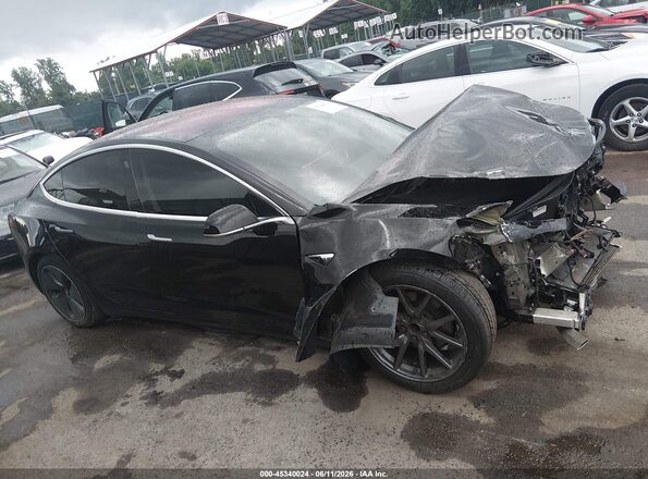 5YJ3E1EA2JF021005 2018 TESLA MODEL 3 Black 360 interior view