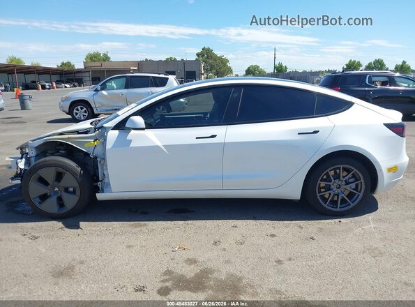 5YJ3E1EA2NF123751 2022 TESLA MODEL 3 Белый Панорамный вид салона 360°