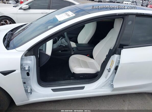 5YJ3E1EA2NF357954 2022 TESLA MODEL 3 White წინა ხედი