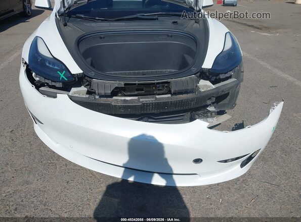 5YJ3E1EA3NF241453 2022 TESLA MODEL 3 White Widok z przodu