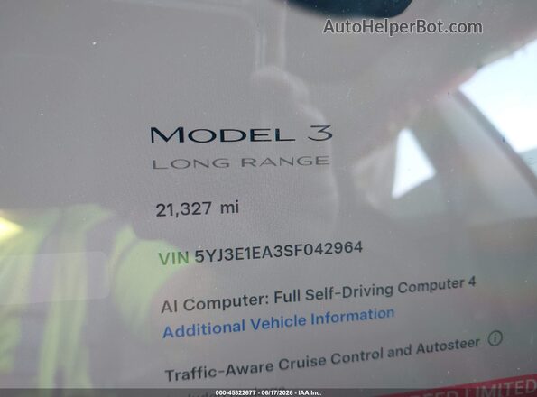 5YJ3E1EA3SF042964 2025 TESLA MODEL 3 Black 