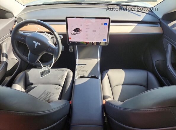 5YJ3E1EA4JF024357 2018 TESLA MODEL Silver 