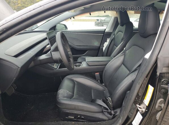 5YJ3E1EA4RF858091 2024 TESLA MODEL Black Вид салону спереду