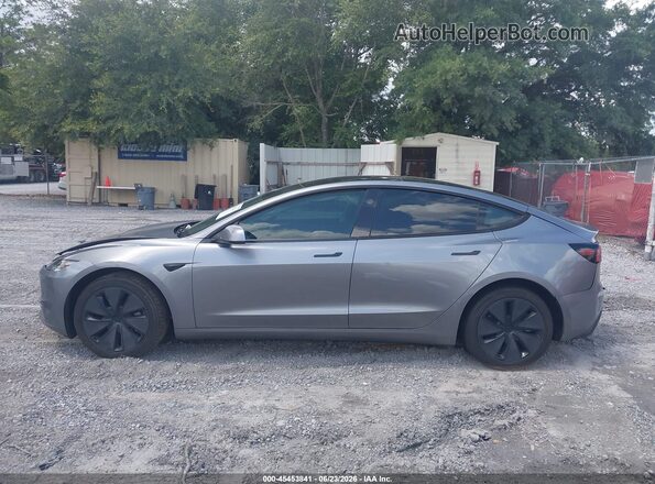 5YJ3E1EA4SF021119 2025 TESLA MODEL 3 Gray Widok zestawu wskaźników