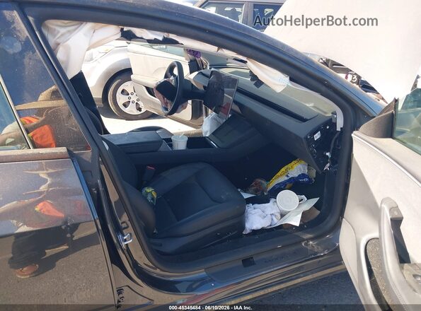 5YJ3E1EA5SF041170 2025 TESLA MODEL 3 Black Widok wnętrza z przodu