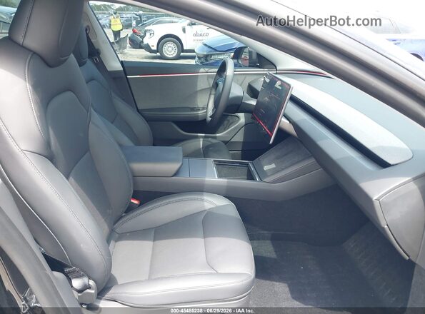 5YJ3E1EA5SF050175 2025 TESLA MODEL 3 Black Vista interior delantera
