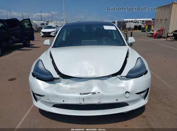 5YJ3E1EA6JF126470 2018 TESLA MODEL 3 White Vista del cuadro de instrumentos