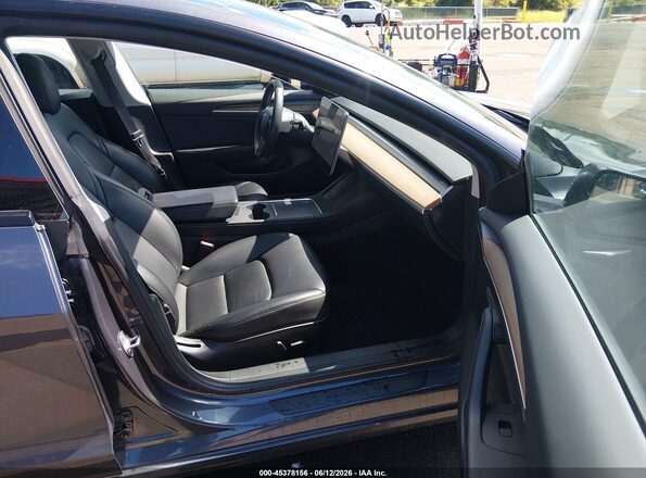 5YJ3E1EA7NF122076 2022 TESLA MODEL 3 Серый Вид салона спереди