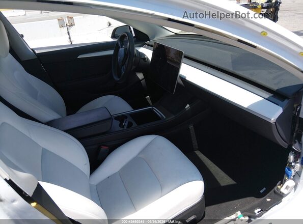 5YJ3E1EA8MF073470 2021 TESLA MODEL 3 Белый Вид салона спереди