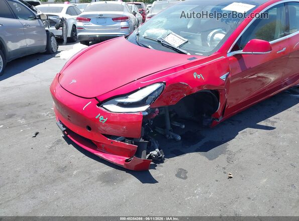 5YJ3E1EA9KF311422 2019 TESLA MODEL 3 Red Widok z przodu