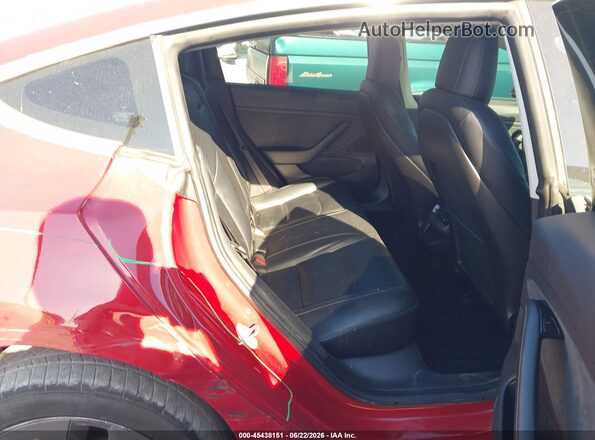 5YJ3E1EA9KF396536 2019 TESLA MODEL 3 Red VIN sticker view