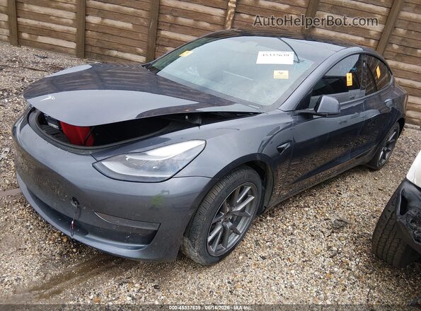 5YJ3E1EAXMF976378 2021 TESLA MODEL 3 Gray Առջևի ձախ երեք քառորդ տեսարան