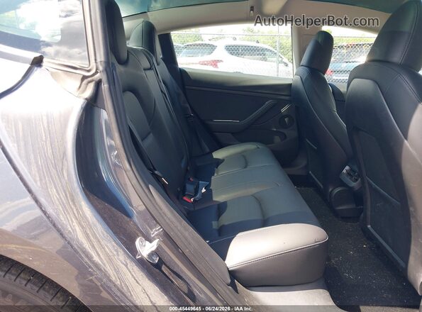 5YJ3E1EAXPF653842 2023 TESLA MODEL 3 Gray Vista de la etiqueta del VIN