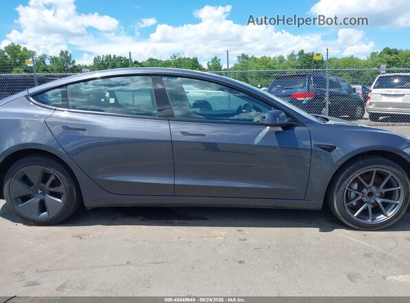 5YJ3E1EAXPF653842 2023 TESLA MODEL 3 Gray Vista interior trasera