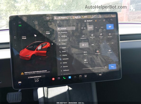 5YJ3E1EAXSF030407 2025 TESLA MODEL 3 Red Widok tylnych siedzeń