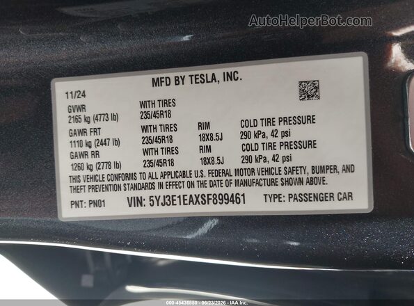 5YJ3E1EAXSF899461 2025 TESLA MODEL 3 Gray Vista del compartimento del motor