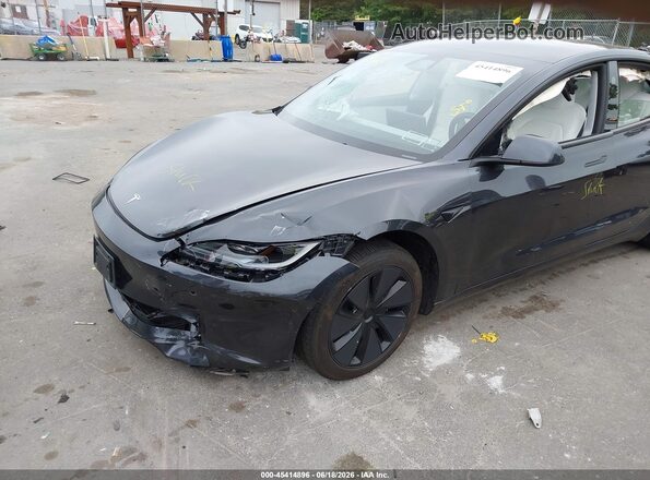 5YJ3E1EAXSF998975 2025 TESLA MODEL 3 Серый Вид спереди