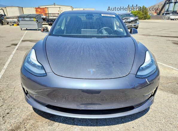 5YJ3E1EB0JF087013 2018 TESLA MODEL Gray Դիմացի տեսք