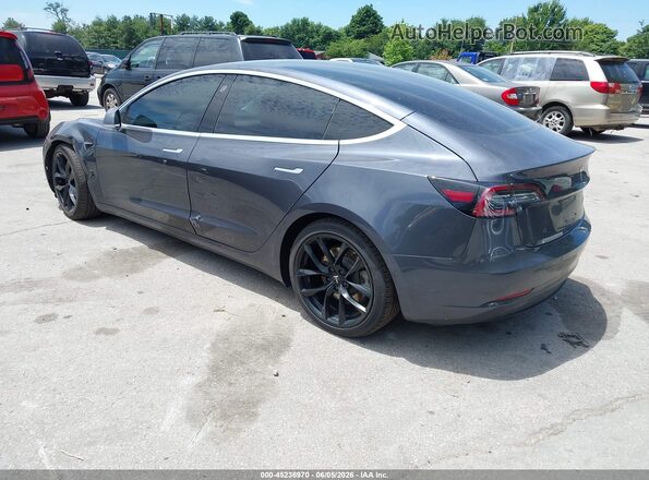 5YJ3E1EB0JF185295 2018 TESLA MODEL 3 Gray 