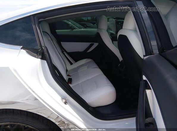 5YJ3E1EB0KF494640 2019 TESLA MODEL 3 White VIN sticker view