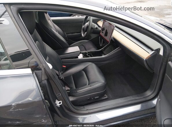 5YJ3E1EB0KF497828 2019 TESLA MODEL 3 Gray Widok wnętrza z przodu